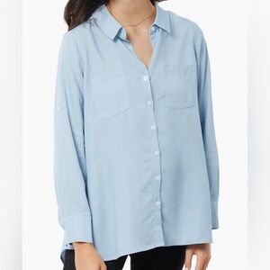 NWT Ingrid & Isabel Button-Up Maternity Shirt - Light Wash - XS